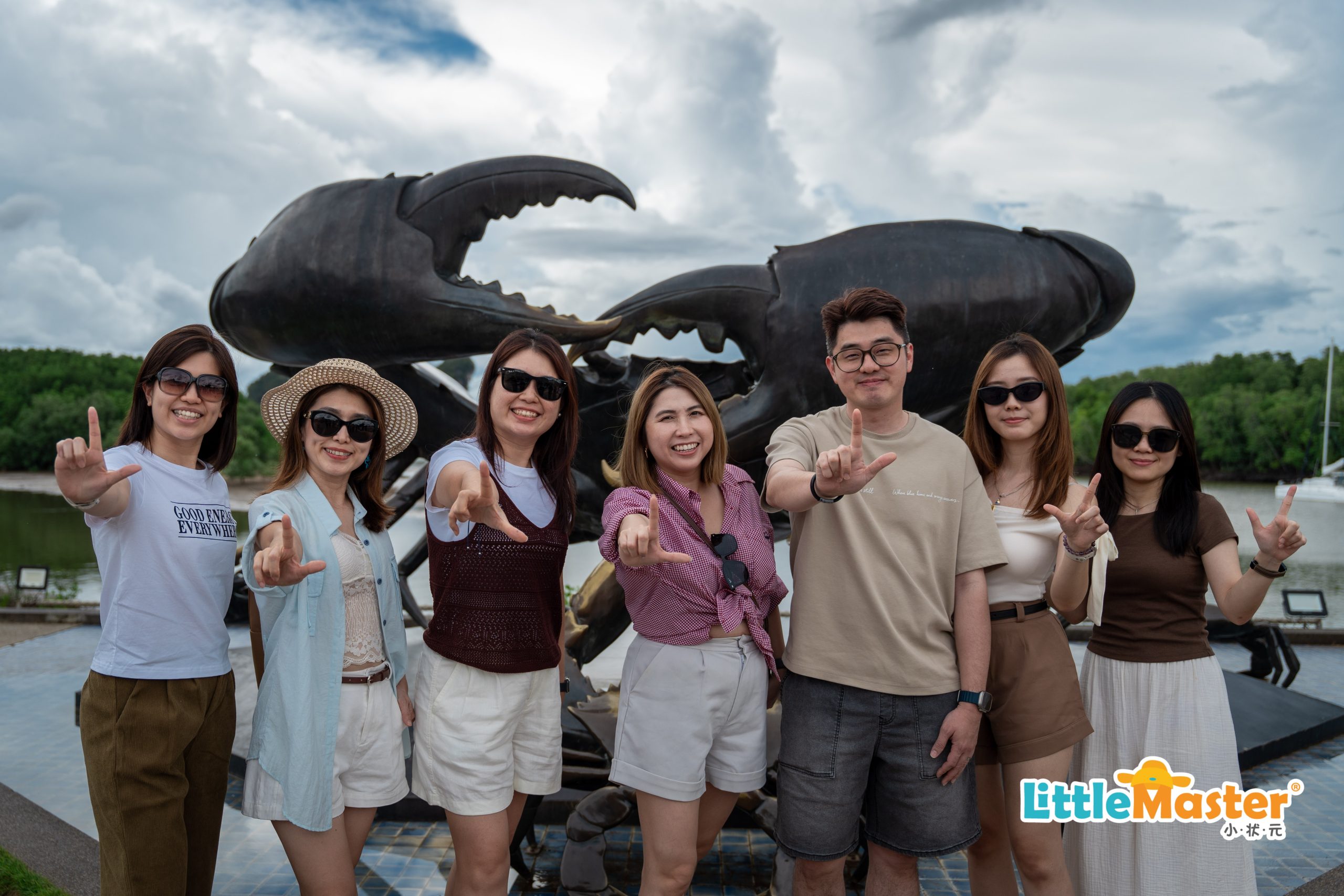 HWN00125_watermarked