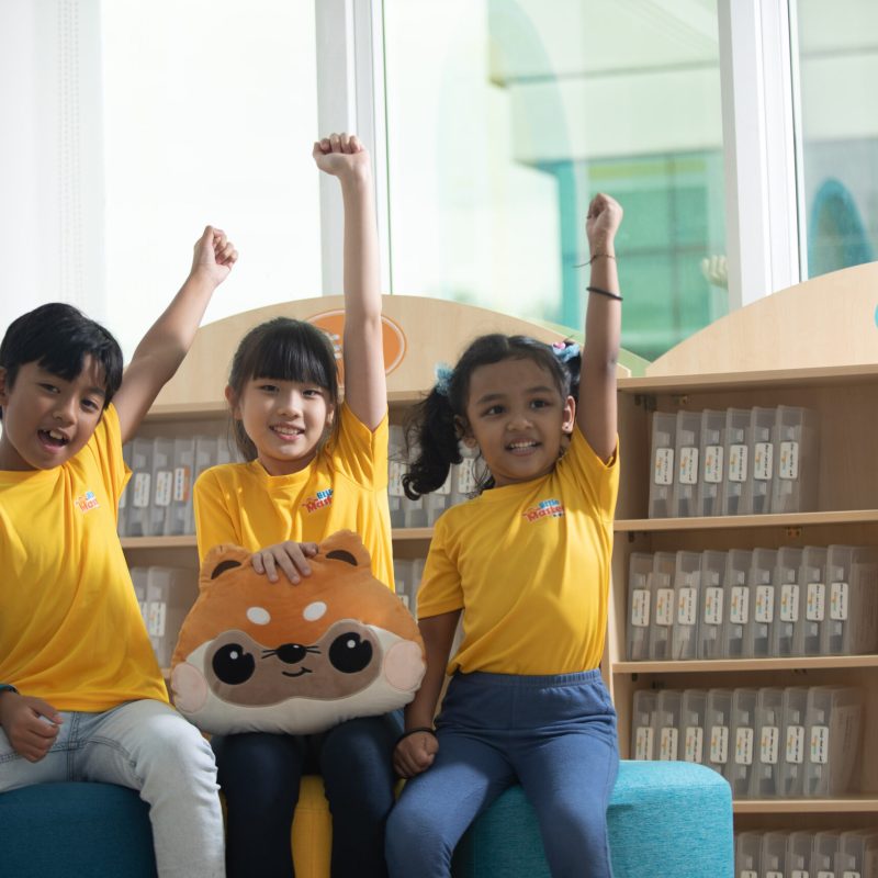 Student_Raise Hand